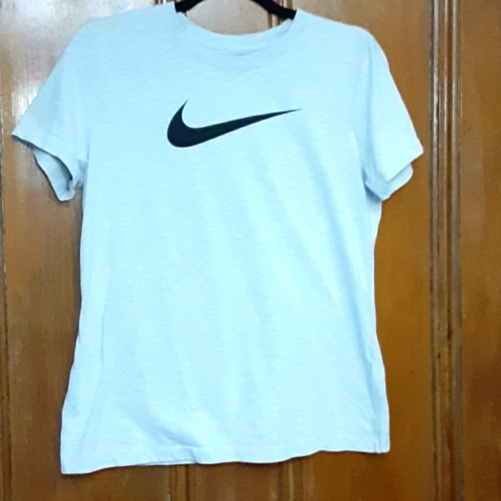 Nike tee shirt. Super soft and comfy, light grey